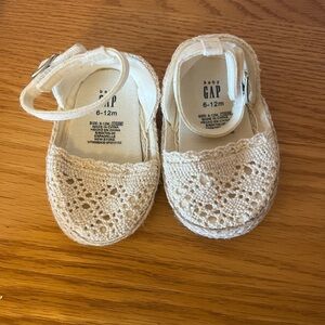 3/$20 Crochet lace baby shoes
